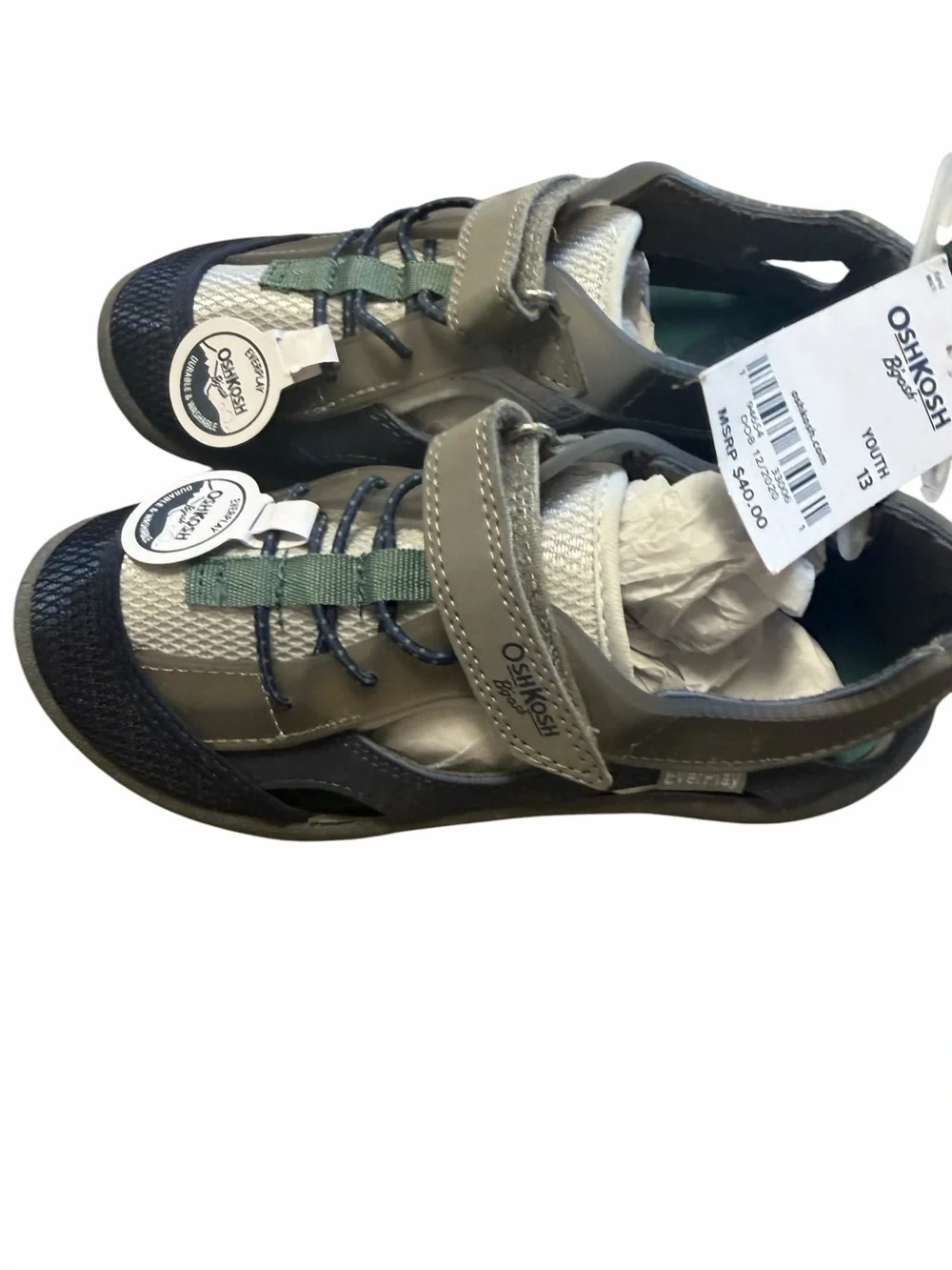 OshKosh B’gosh Topaz EverPlay Water Sandals Youth Size 13 NWT